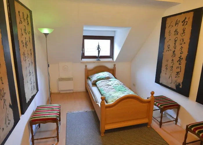 Charming Holiday In Dhron 別荘