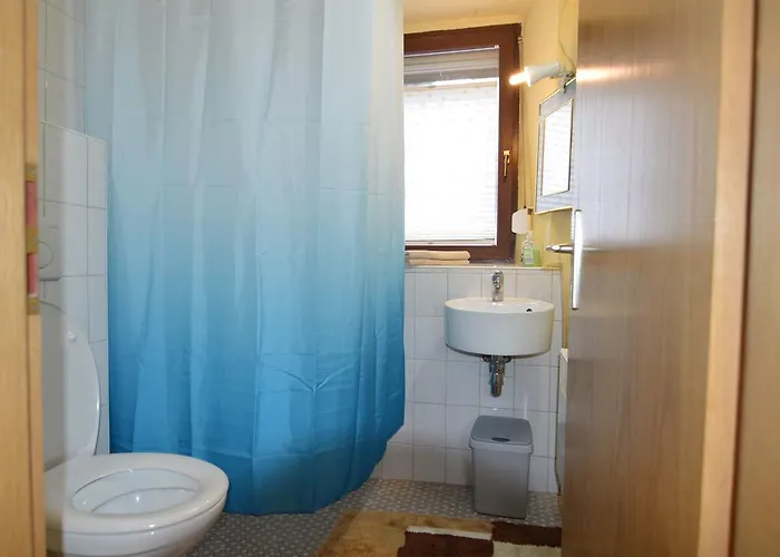 Charming Holiday In Dhron 別荘